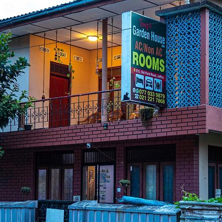 Tony'S Garden House Back Packers Inn Jaffna Exterior foto