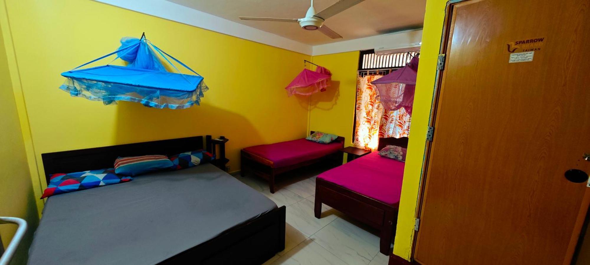 Tony'S Garden House Back Packers Inn Jaffna Exterior foto